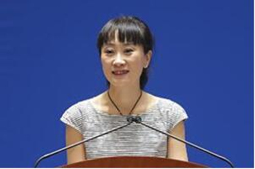 人民日报海外版副总编辑、 《丝绸之路名家精选文库》主编李舫