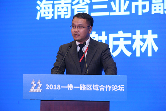 海南省三亚市副市长 谢庆林（人民网记者 吉羽 摄）