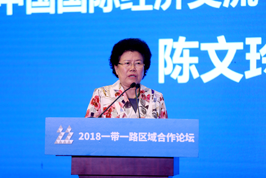 中国国际经济交流中心总经济师 陈文玲（人民网记者 吉羽 摄）