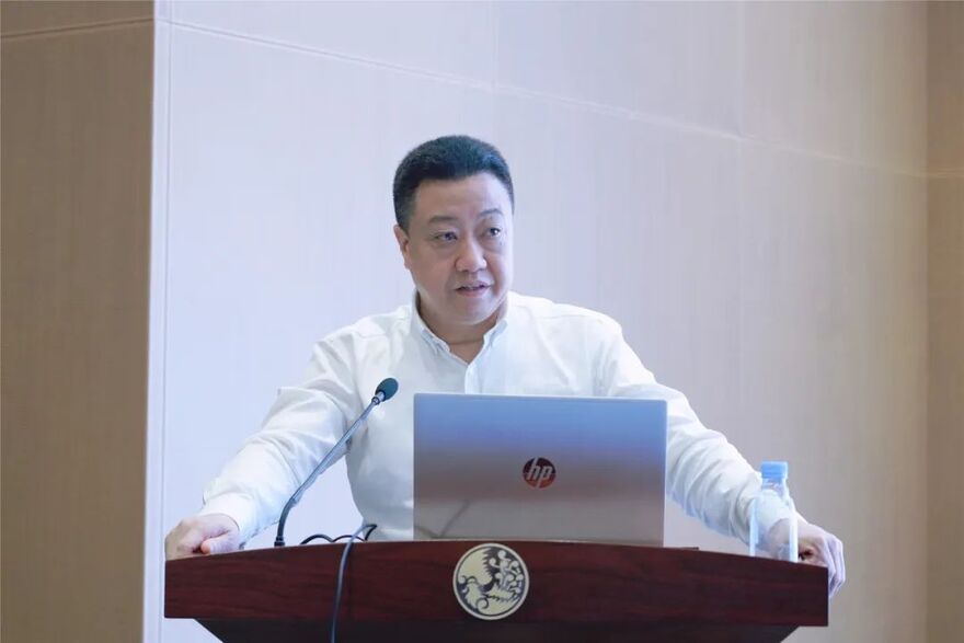 岳田利作主旨演讲