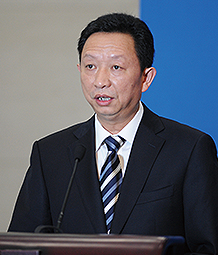 刘守成 成都市副市长