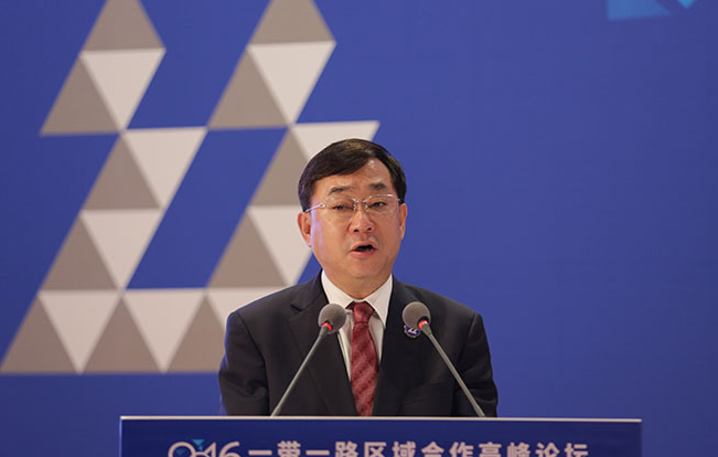人民日报社副社长张建星