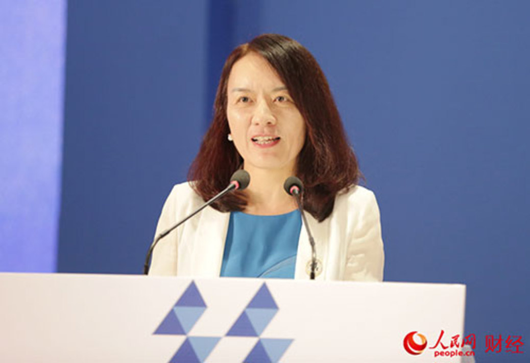 人民日报社副总编辑卢新宁